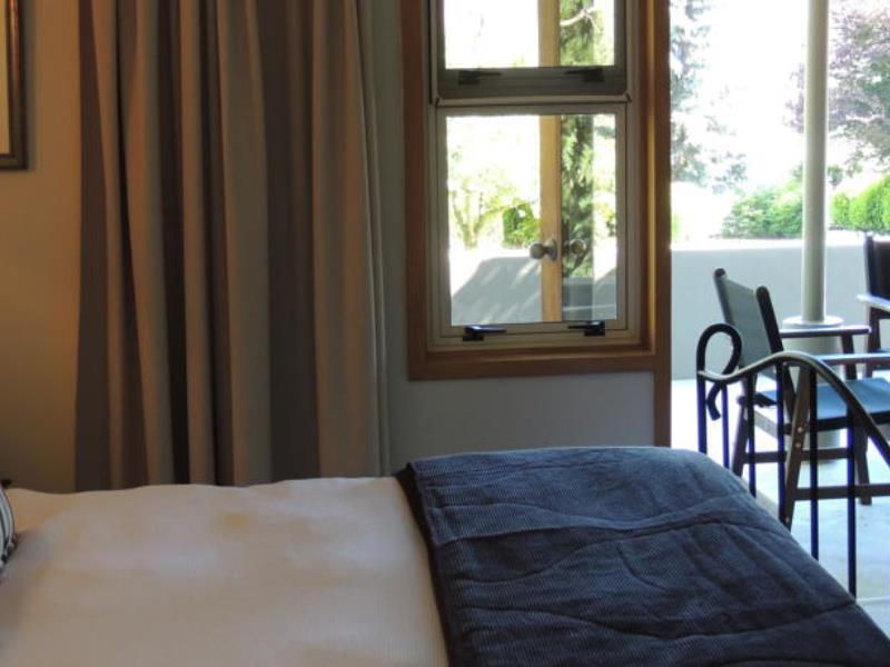 The Turret Boutique Accommodation Квинстаун Экстерьер фото